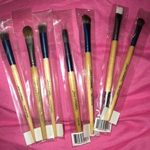 Jane Iredale makeup brushes